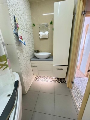 Продам двухкомнатную (2-комн.) квартиру, Волжский б-р, 13, Москва г