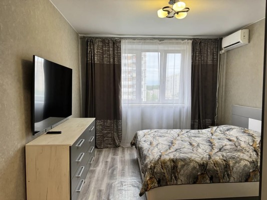 Продам двухкомнатную (2-комн.) квартиру, Западный мкр, 3, Октябрьский рп