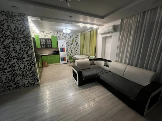 Продам трехкомнатную (3-комн.) квартиру, Октябрьский пр-кт, 18к2, Люберцы г