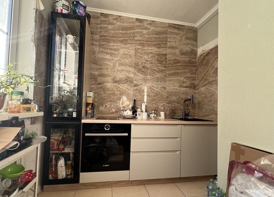 Продам однокомнатную (1-комн.) квартиру, Генерала Кузнецова ул, 11к2, Москва г