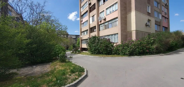 Продам двухкомнатную (2-комн.) квартиру, 51-й Армии ул, 111, Симферополь г