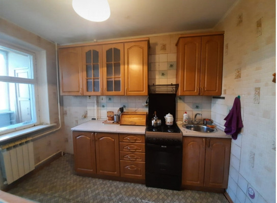 Продам трехкомнатную (3-комн.) квартиру, Калинина ул, 25, Ступино г