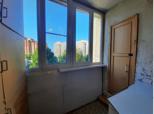 Продам трехкомнатную (3-комн.) квартиру, Калинина ул, 25, Ступино г