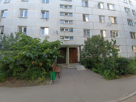 Продам трехкомнатную (3-комн.) квартиру, Бахарева ул, 16/73, Ступино г