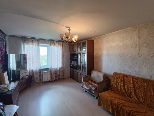 Продам трехкомнатную (3-комн.) квартиру, Бахарева ул, 16/73, Ступино г