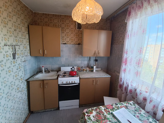 Продам трехкомнатную (3-комн.) квартиру, Бахарева ул, 16/73, Ступино г