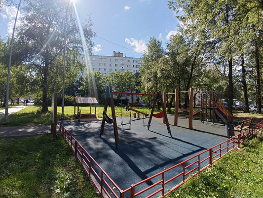 Продам трехкомнатную (3-комн.) квартиру, Бахарева ул, 16/73, Ступино г