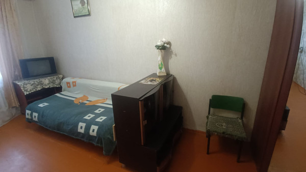 Продам двухкомнатную (2-комн.) квартиру, Ленина (Ожерелье мкр.) ул, 1к2, Кашира г