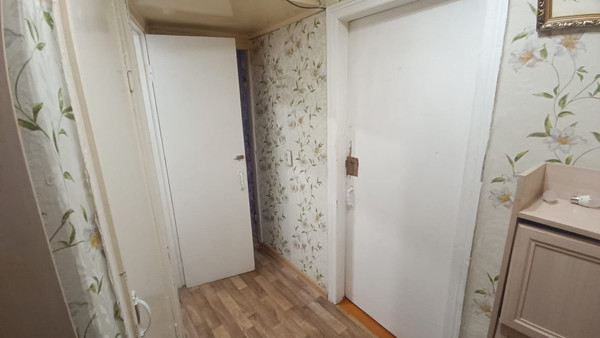 Продам двухкомнатную (2-комн.) квартиру, Ленина (Ожерелье мкр.) ул, 1к2, Кашира г