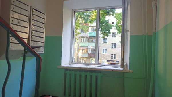 Продам двухкомнатную (2-комн.) квартиру, Ленина (Ожерелье мкр.) ул, 1к2, Кашира г