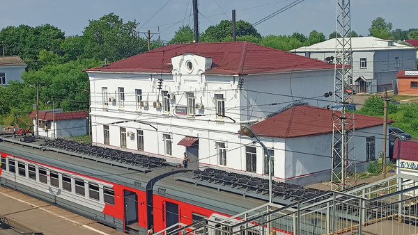 Продам двухкомнатную (2-комн.) квартиру, Ленина (Ожерелье мкр.) ул, 1к2, Кашира г