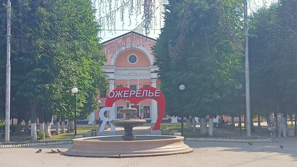 Продам двухкомнатную (2-комн.) квартиру, Ленина (Ожерелье мкр.) ул, 1к2, Кашира г
