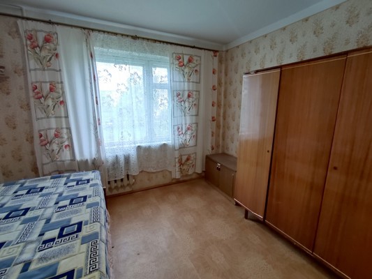 Продам двухкомнатную (2-комн.) квартиру, Пролетарская ул, 9, Сырково д