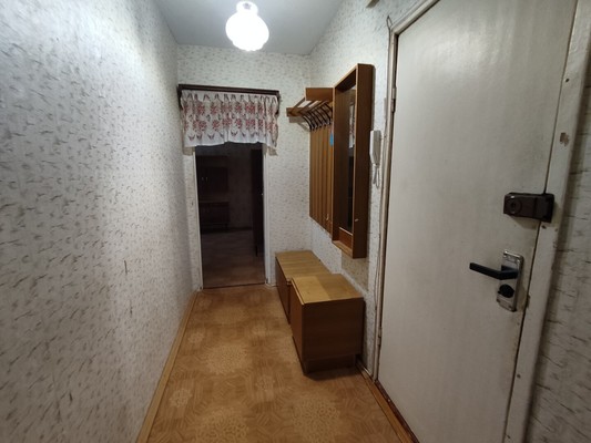 Продам двухкомнатную (2-комн.) квартиру, Пролетарская ул, 9, Сырково д