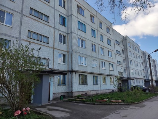 Продам двухкомнатную (2-комн.) квартиру, Пролетарская ул, 9, Сырково д