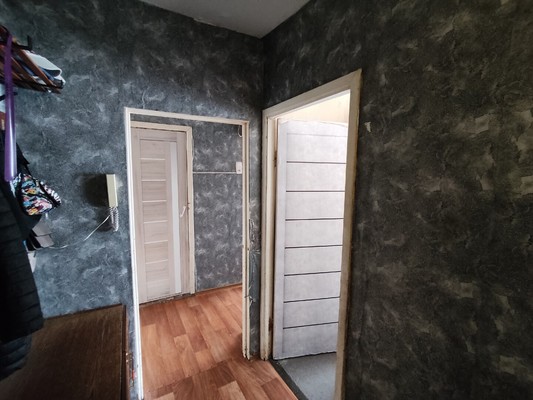 Продам двухкомнатную (2-комн.) квартиру, Пролетарская ул, 9, Сырково д