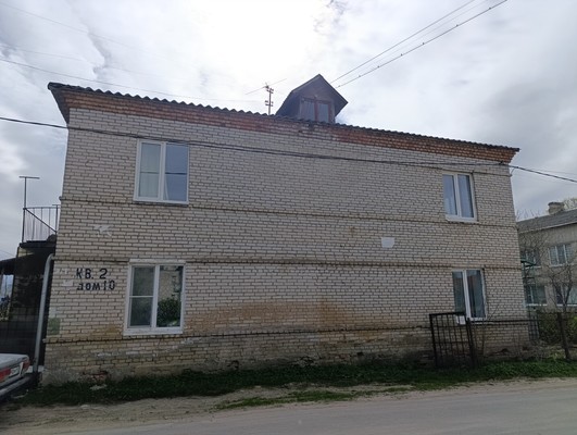 Продам двухкомнатную (2-комн.) квартиру, 1-я Новая ул, 10, Кикерино п