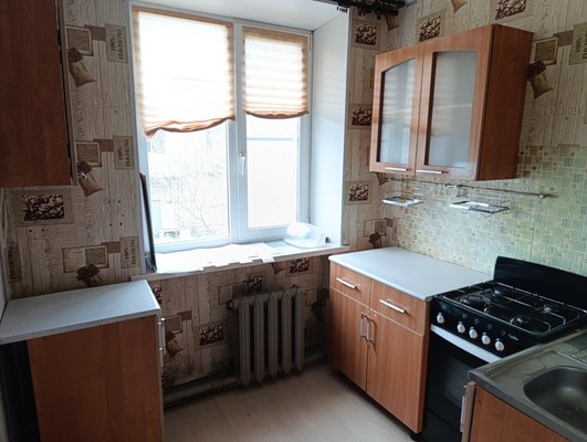 Продам двухкомнатную (2-комн.) квартиру, 1-я Новая ул, 10, Кикерино п