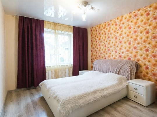 Продам двухкомнатную (2-комн.) квартиру, Генерала Раевского ул, 27, Калининград г