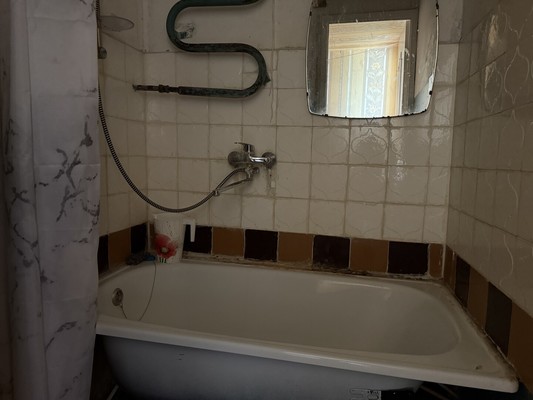 Продам двухкомнатную (2-комн.) квартиру, 16, Калитино п