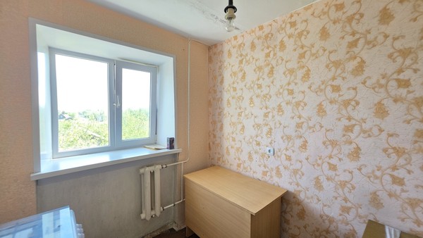 Продам трехкомнатную (3-комн.) квартиру, Деповская ул, 162а, Ишим г
