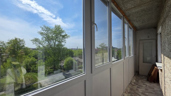 Продам трехкомнатную (3-комн.) квартиру, Деповская ул, 162а, Ишим г