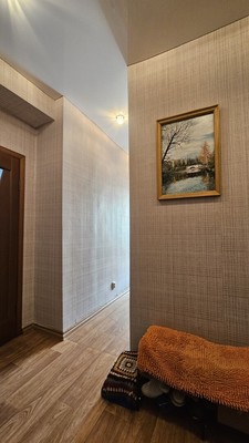 Продам двухкомнатную (2-комн.) квартиру, Ленина пр-кт, 9, Октябрьский г
