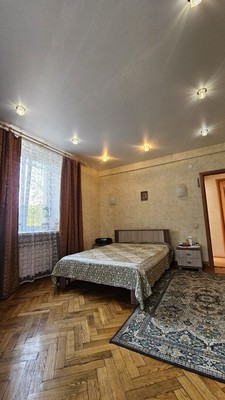 Продам двухкомнатную (2-комн.) квартиру, Ленина пр-кт, 9, Октябрьский г