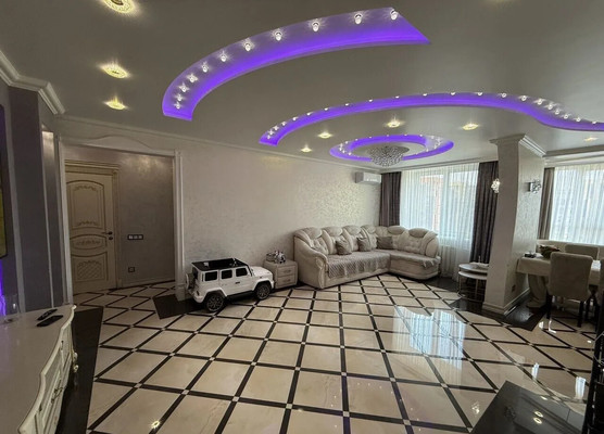 Продам трехкомнатную (3-комн.) квартиру, Свободы (Мирный мкр.) ул, 3, Мирный п