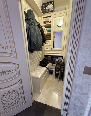 Продам трехкомнатную (3-комн.) квартиру, Свободы (Мирный мкр.) ул, 3, Мирный п