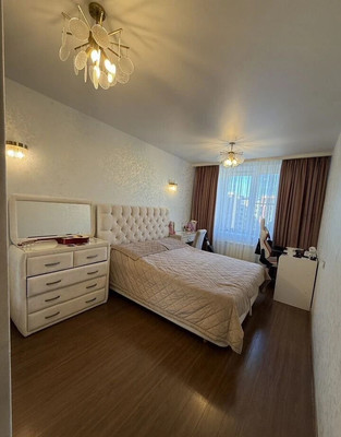 Продам трехкомнатную (3-комн.) квартиру, Свободы (Мирный мкр.) ул, 3, Мирный п