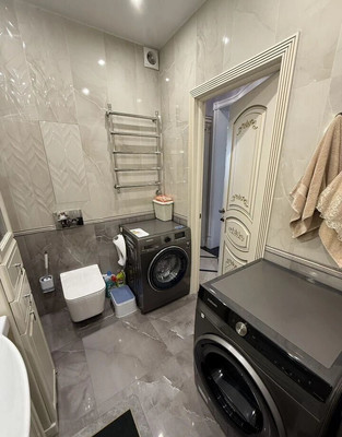 Продам трехкомнатную (3-комн.) квартиру, Свободы (Мирный мкр.) ул, 3, Мирный п