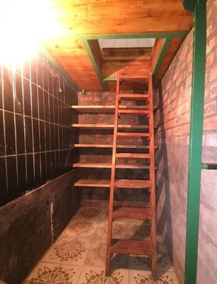 Продам однокомнатную (1-комн.) квартиру, Ангелов пер, 3, Москва г