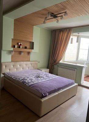 Продам трехкомнатную (3-комн.) квартиру, Международная ул, 22, Москва г
