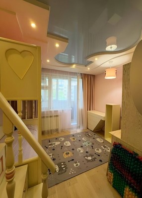 Продам трехкомнатную (3-комн.) квартиру, Международная ул, 22, Москва г