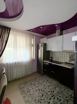 Продам трехкомнатную (3-комн.) квартиру, Международная ул, 22, Москва г