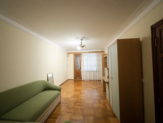 Продам трехкомнатную (3-комн.) квартиру, Славянская ул, 69, Волна п