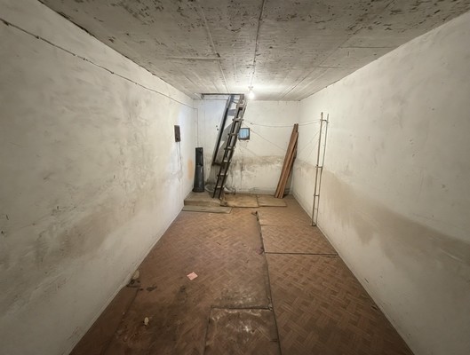 Продам трехкомнатную (3-комн.) квартиру, Славянская ул, 69, Волна п