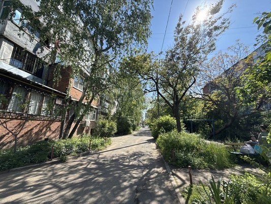 Продам трехкомнатную (3-комн.) квартиру, Славянская ул, 69, Волна п