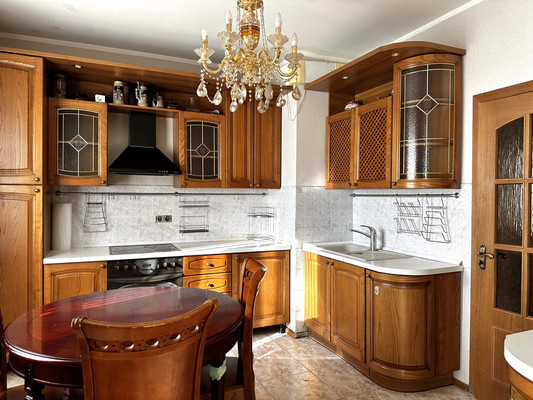 Продам трехкомнатную (3-комн.) квартиру, Старокачаловская ул, 14, Москва г
