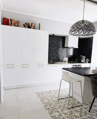 Продам двухкомнатную (2-комн.) квартиру, Богатырская ул, 3А, Калининград г