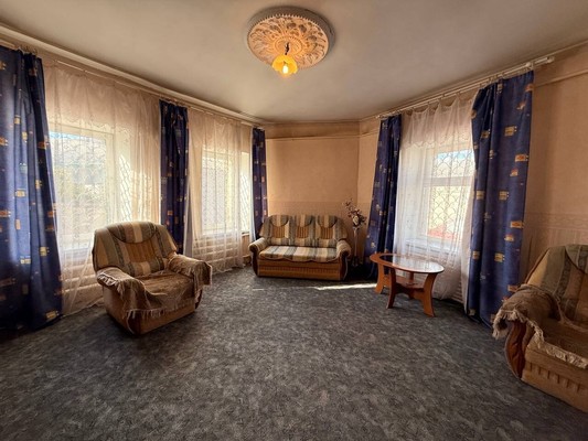 Продам трехкомнатную (3-комн.) квартиру, Крымчакский пер, 3, Симферополь г