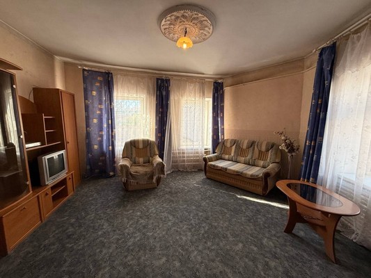 Продам трехкомнатную (3-комн.) квартиру, Крымчакский пер, 3, Симферополь г