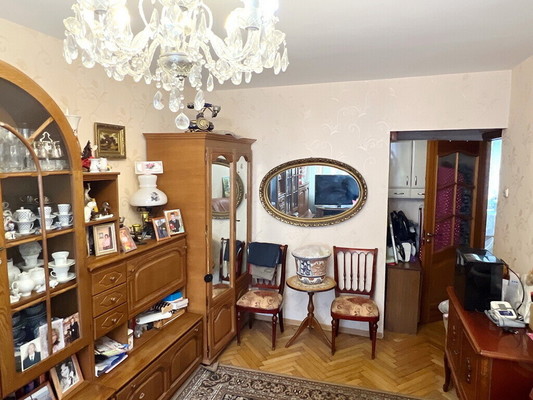 Продам двухкомнатную (2-комн.) квартиру, Альпийский пер, 11к1, Санкт-Петербург г