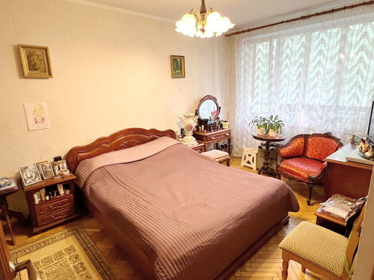 Продам двухкомнатную (2-комн.) квартиру, Альпийский пер, 11к1, Санкт-Петербург г