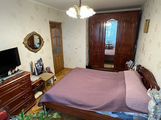 Продам двухкомнатную (2-комн.) квартиру, Альпийский пер, 11к1, Санкт-Петербург г