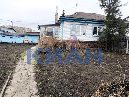 Продам трехкомнатную (3-комн.) квартиру, Железнодорожная ул, 23, Красноярск г