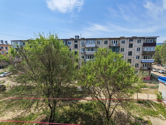 Продам трехкомнатную (3-комн.) квартиру, Комсомольская ул, 15, Фокино г
