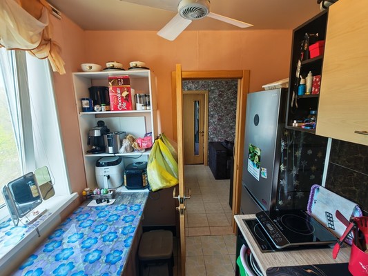 Продам трехкомнатную (3-комн.) квартиру, Комсомольская ул, 15, Фокино г
