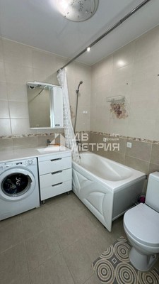 Продам однокомнатную (1-комн.) квартиру, Больничная ул, 2к1, Южно-Сахалинск г